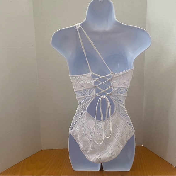 NWOT BECCA Color Play Asymmetrical One-Piece Swimsuit - Picture 10 of 11